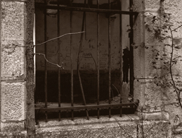 Fenêtre, Jausiers-Tournoux, France, 2002